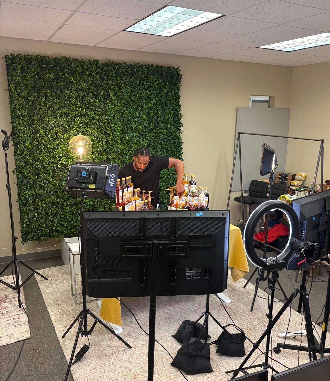 Digital Commerce Agency live-selling studio in Thousand Oaks